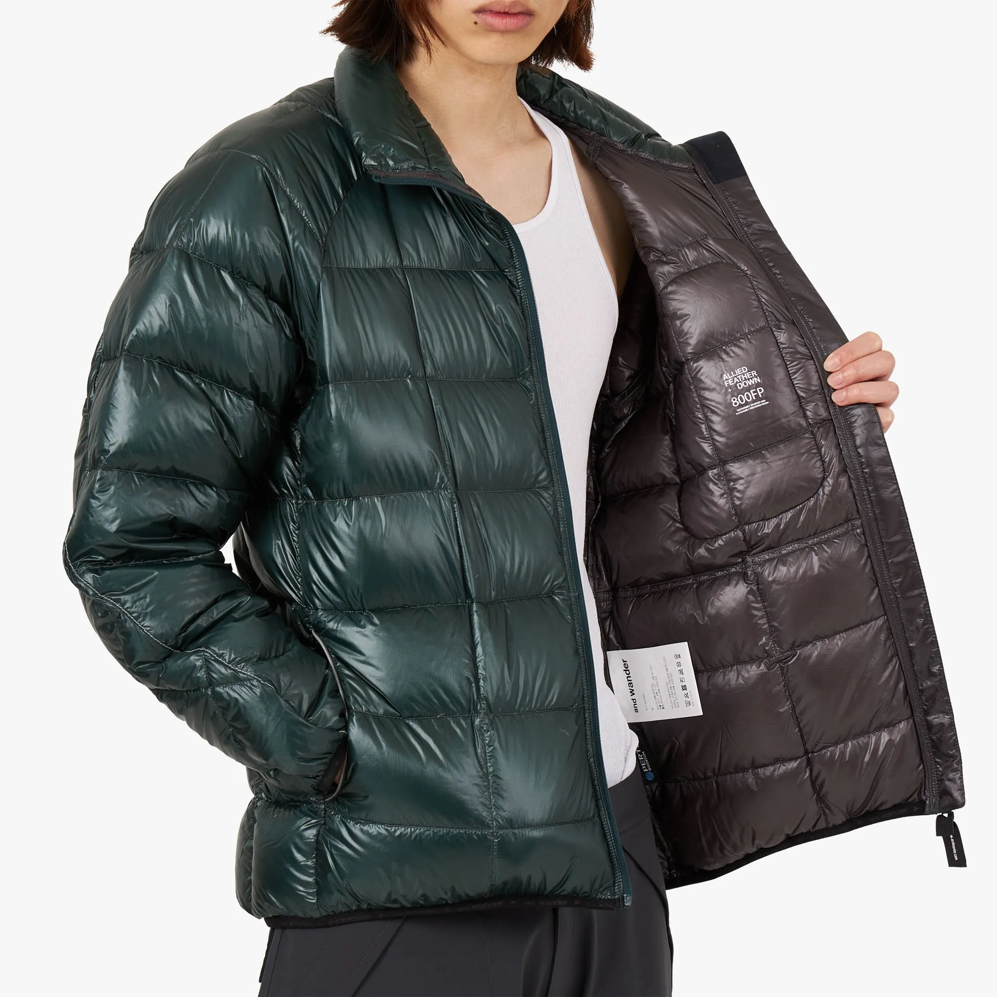 and wander Diamond Stitch Down Jacket / Green