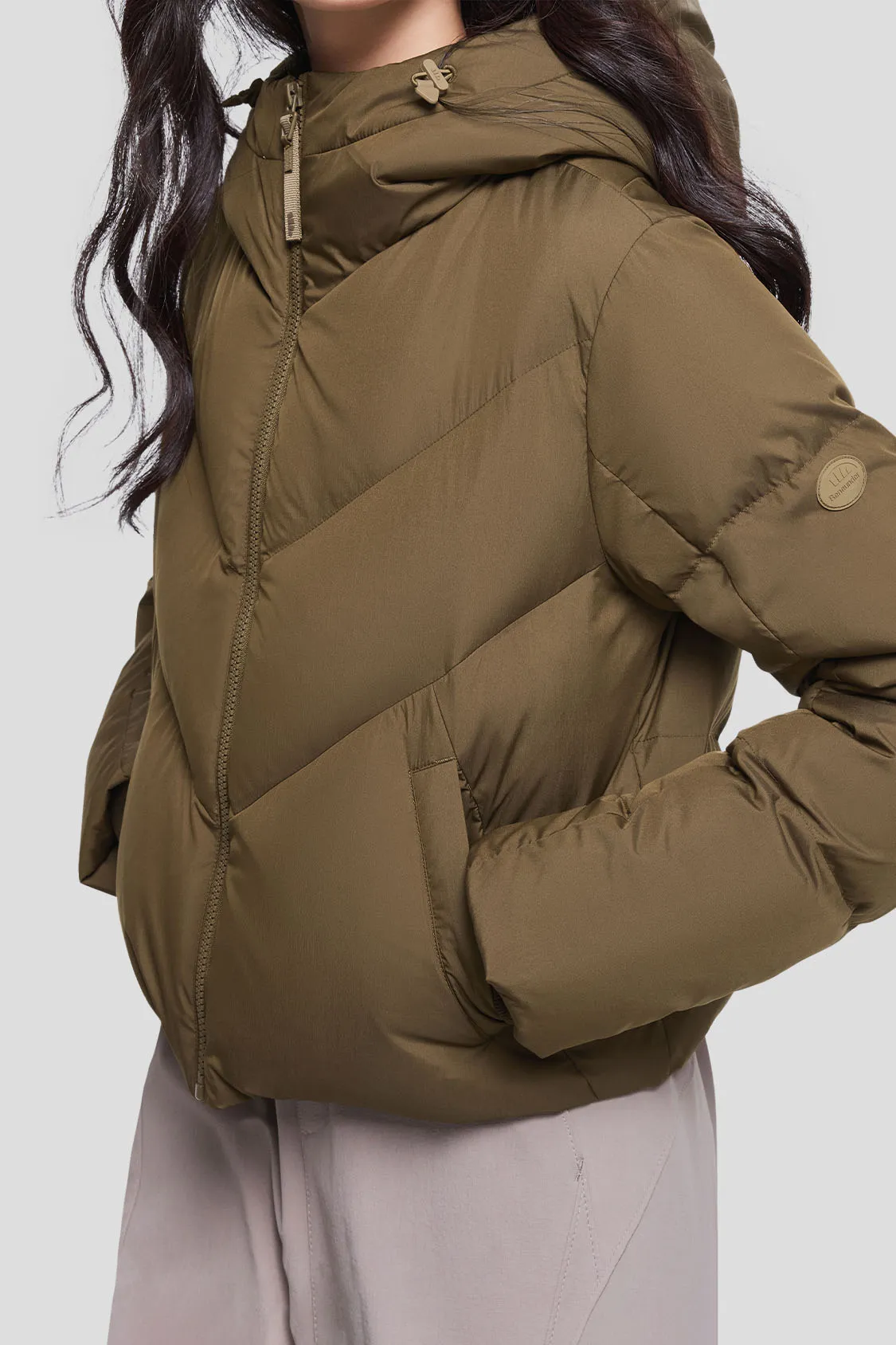 AquaDown - Women's Short Water-Repellent High-Warmth Puffer