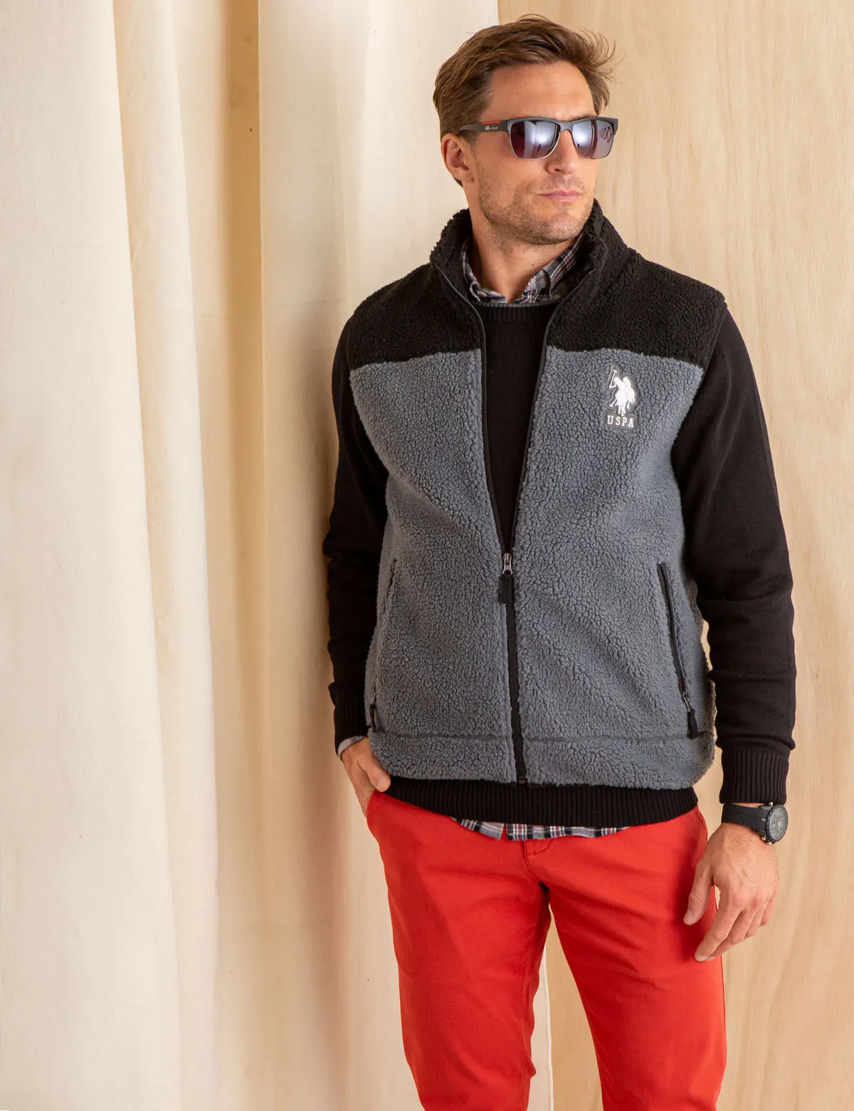 COLORBLOCK SHERPA VEST