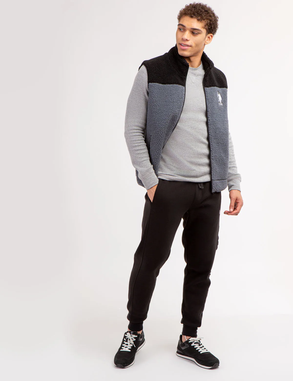 COLORBLOCK SHERPA VEST