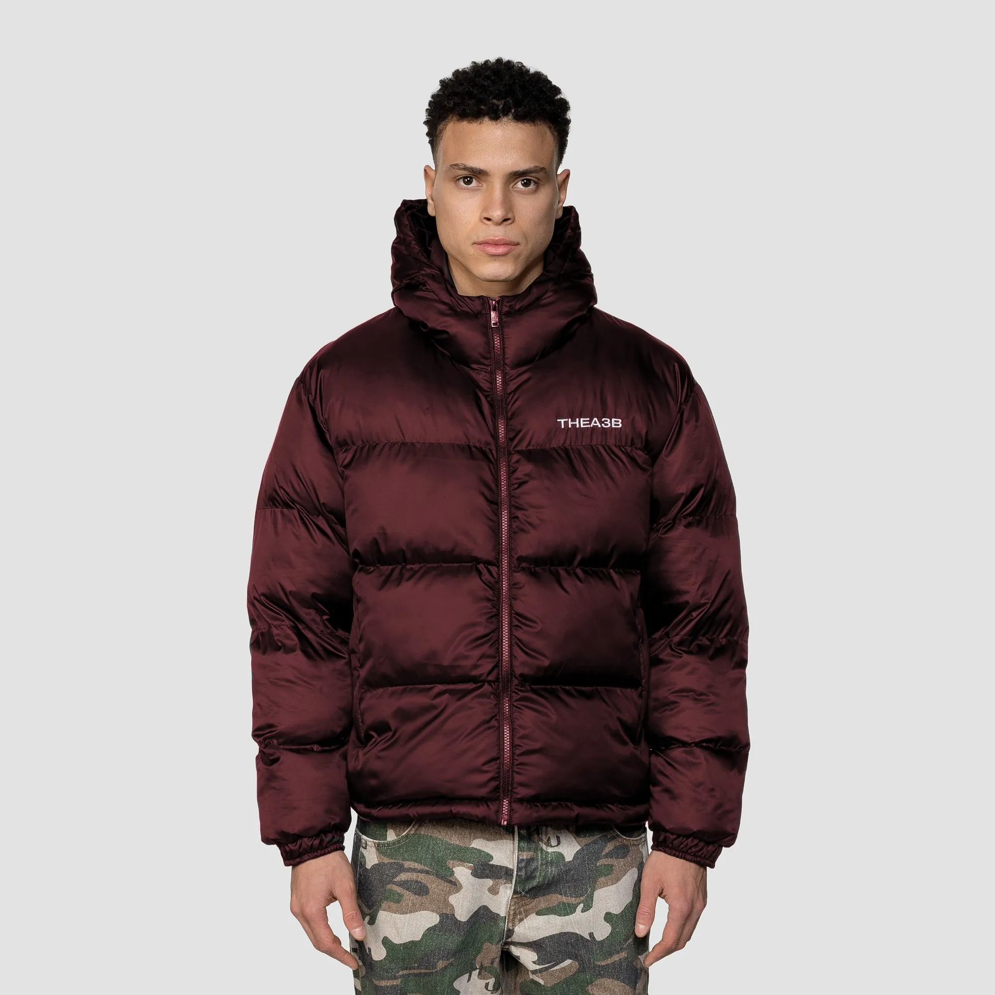 ESSENCE LOGO PUFFER FROSTED - CHERRY