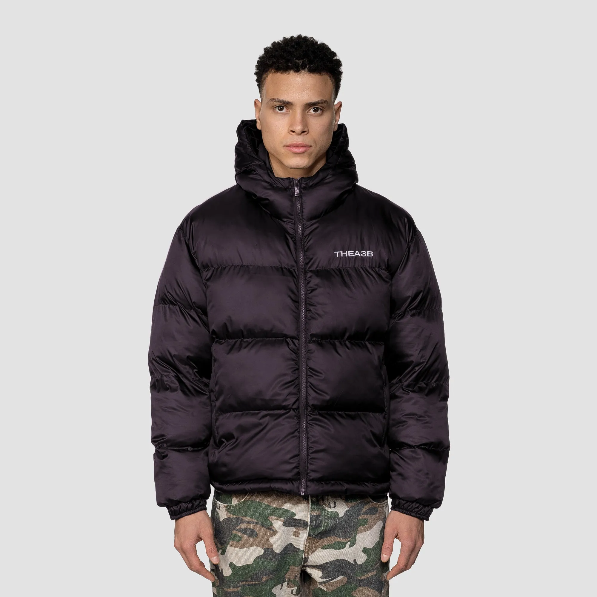 ESSENCE LOGO PUFFER FROSTED - NIGHTMARE