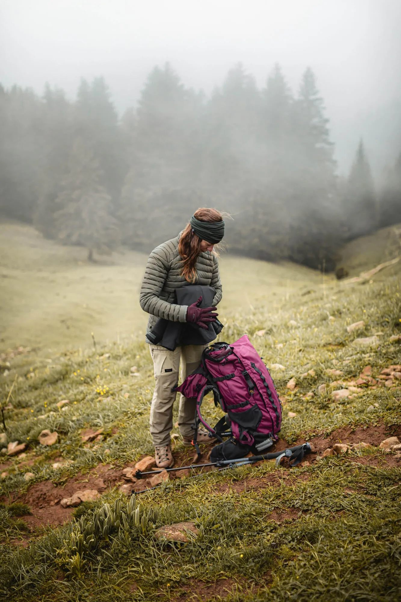 Forclaz Women's mountain Backpacking down jacket - MT100 23°F