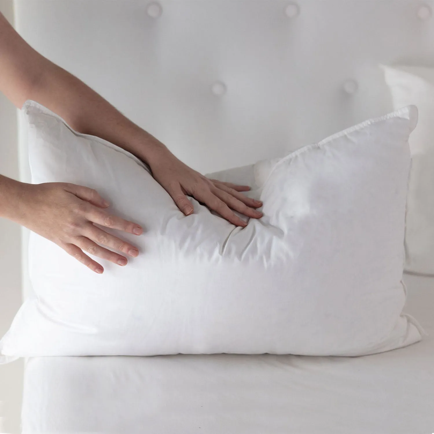 Hotel Luxury MEDIUM LOFT Pillows