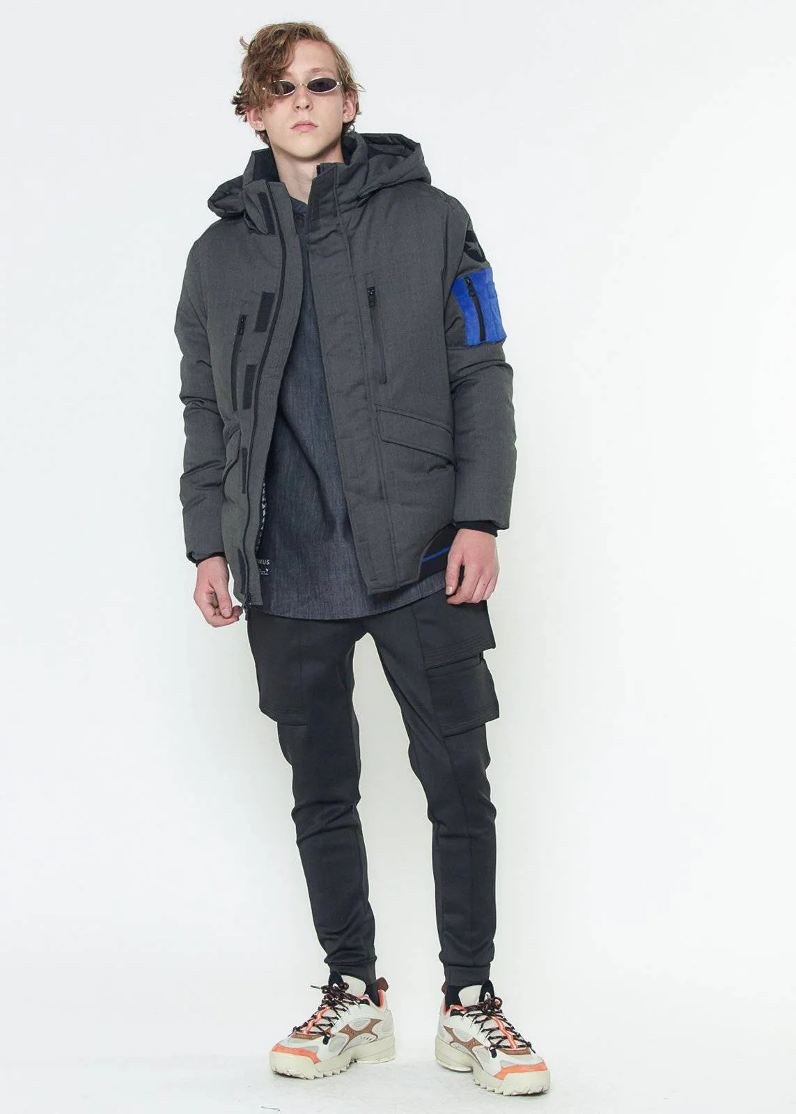 Men's Duck Down Parka With Detachable Hood in Charcoal