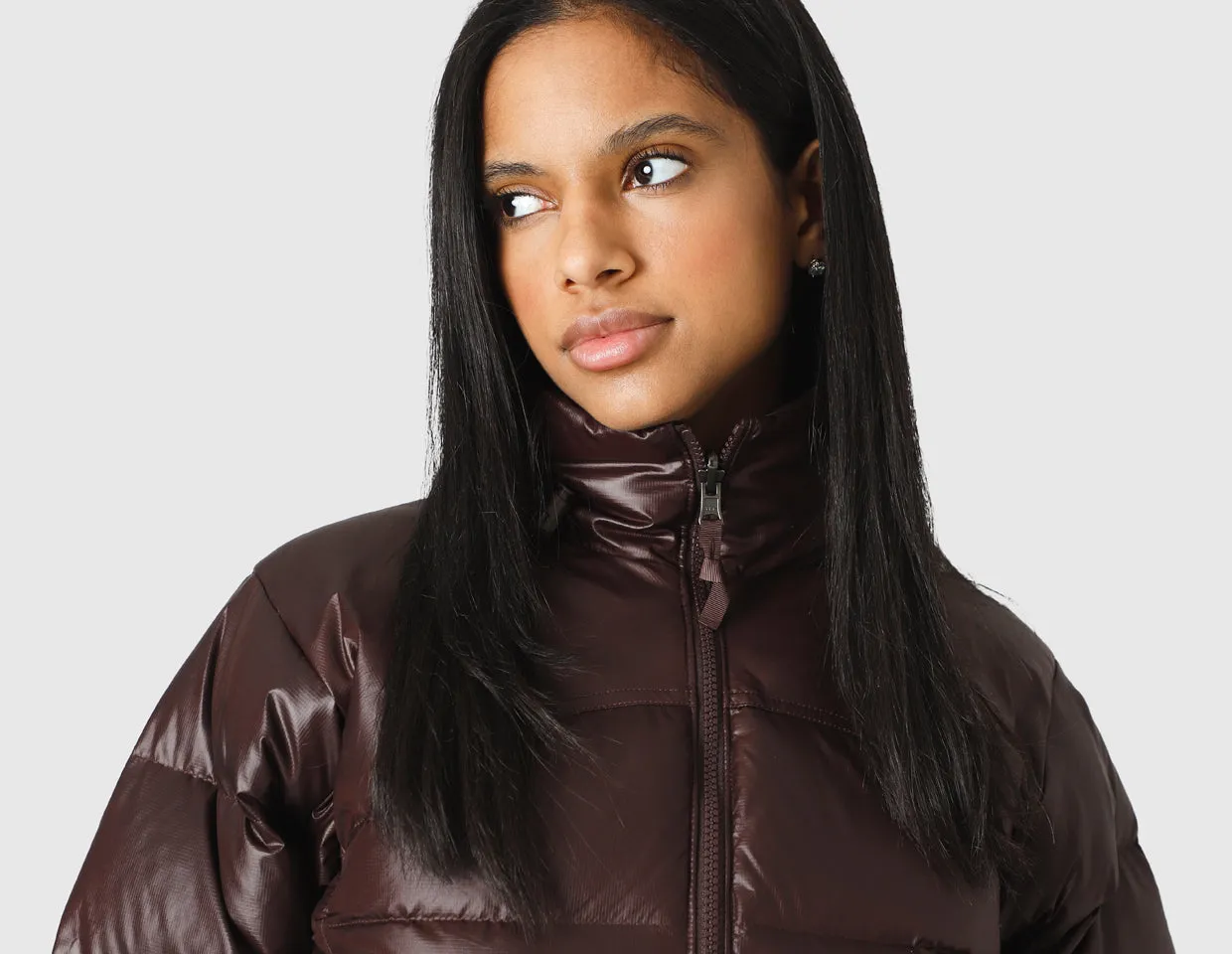 The North Face Women's 2000 Retro Nuptse Jacket / Coal Brown