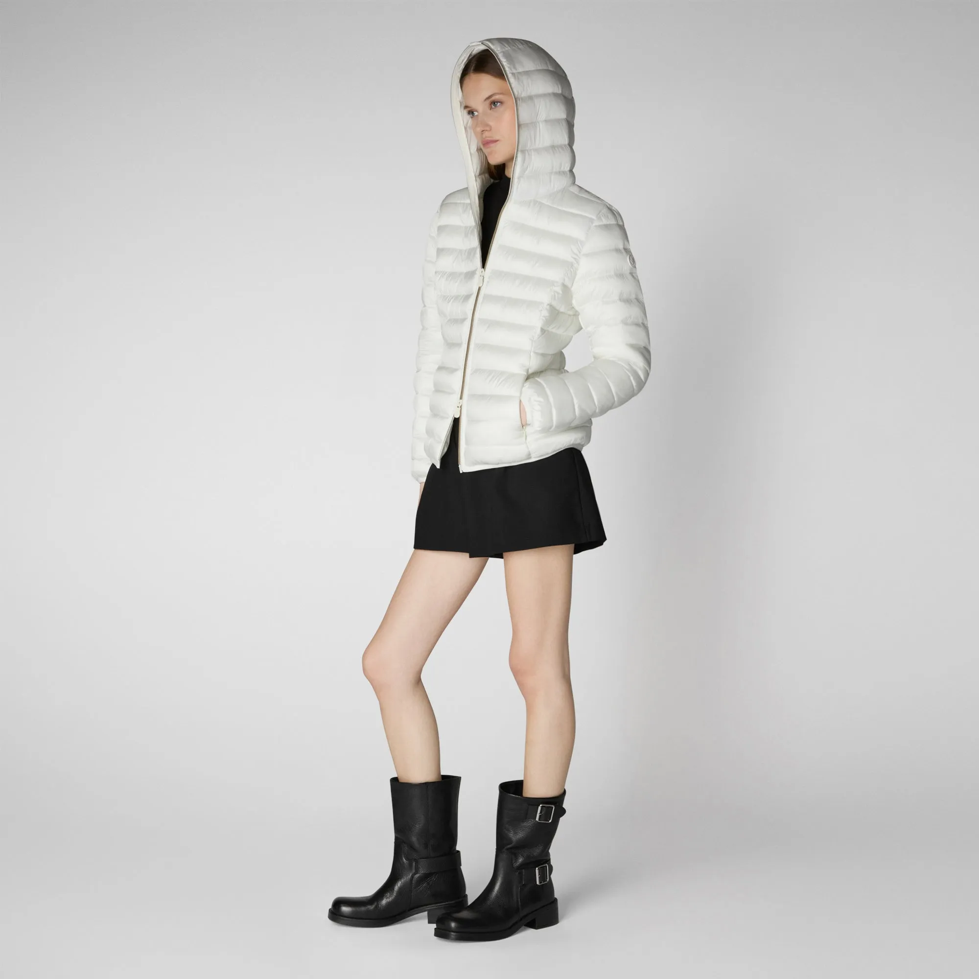 Woman's animal free hooded puffer jacket Alexis in off white