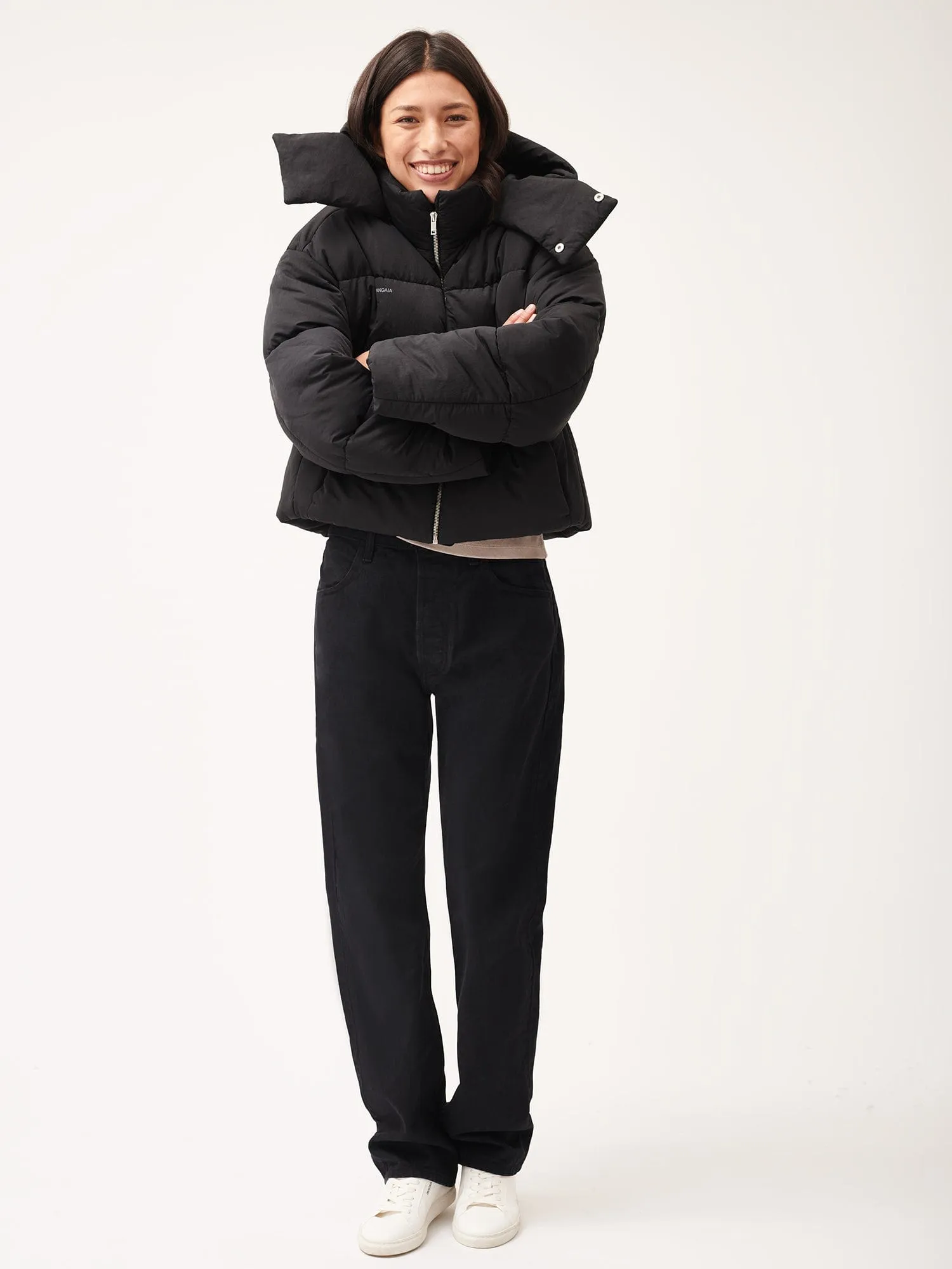 Women’s Flower-Warmth Recycled Nylon Cropped Puffer—black